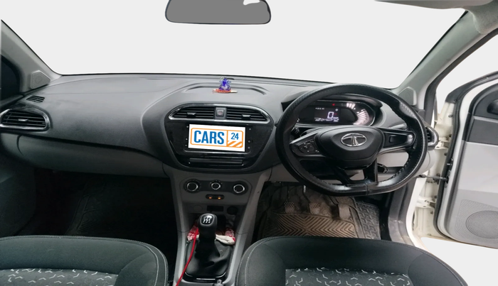 2023 Tata Tiago XT PETROL, Petrol, Manual, 20,971 km, interior