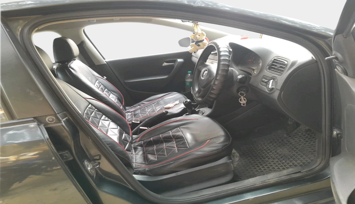 2019 Volkswagen Ameo TRENDLINE 1.0L, Petrol, Manual, 60,801 km, interior