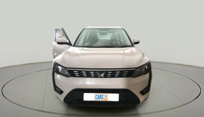 2023 Mahindra XUV300 W6 1.5 Sunroof Diesel, Diesel, Manual, 65,765 km, exterior