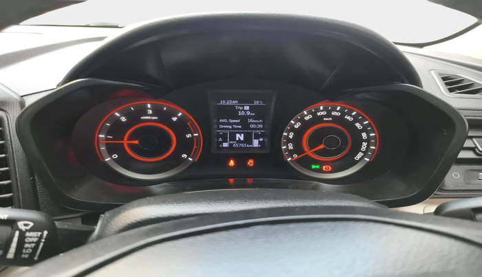 2023 Mahindra XUV300 W6 1.5 Sunroof Diesel, Diesel, Manual, 65,765 km, interior