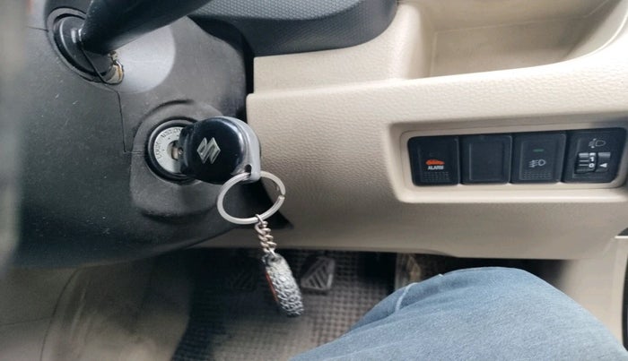 2014 Maruti Ertiga VXI, Petrol, Manual, 99,166 km, interior