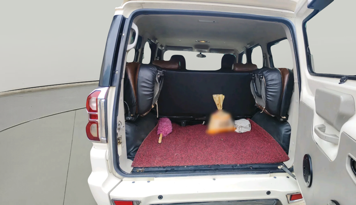 2018 Mahindra Scorpio S7, Diesel, Manual, 70,321 km, exterior