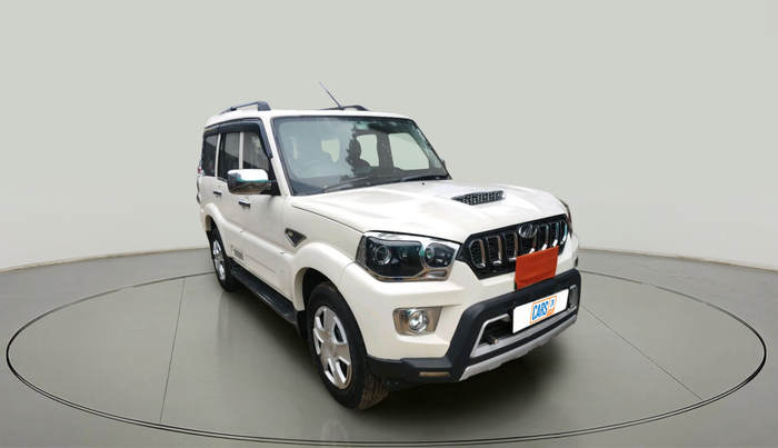 2018 Mahindra Scorpio S7, Diesel, Manual, 70,321 km, exterior