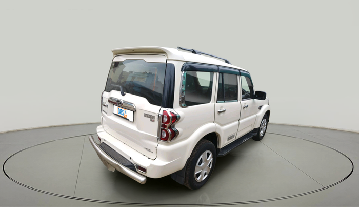 2018 Mahindra Scorpio S7, Diesel, Manual, 70,321 km, exterior