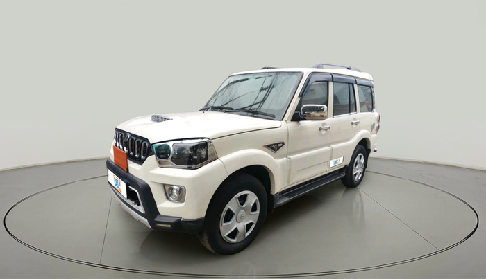2018 Mahindra Scorpio S7, Diesel, Manual, 70,321 km, exterior