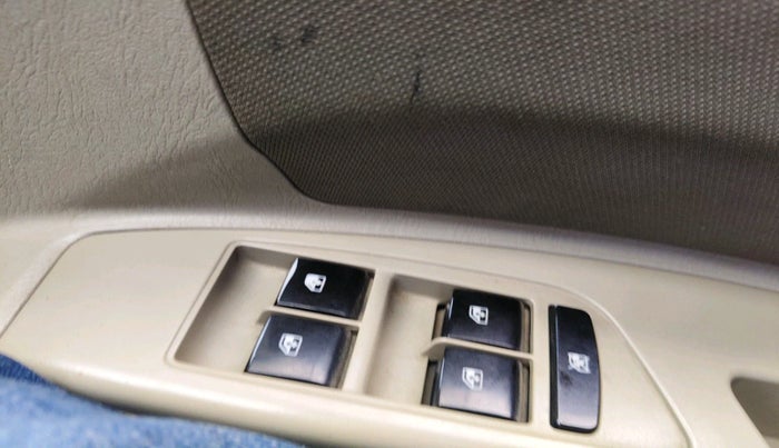 2018 Mahindra Scorpio S7, Diesel, Manual, 70,321 km, interior