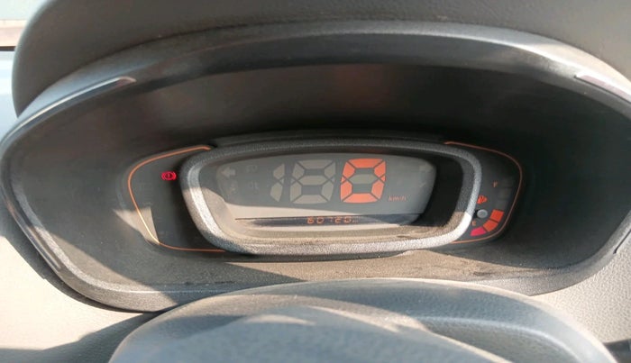 2016 Renault Kwid RXT 1.0, Petrol, Manual, 60,720 km, interior