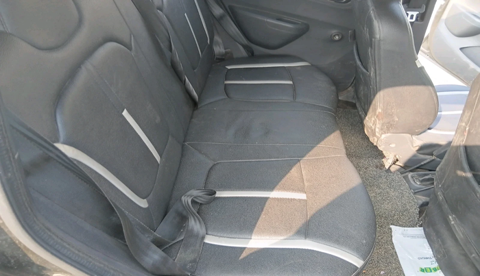 2016 Renault Kwid RXT 1.0, Petrol, Manual, 60,720 km, interior