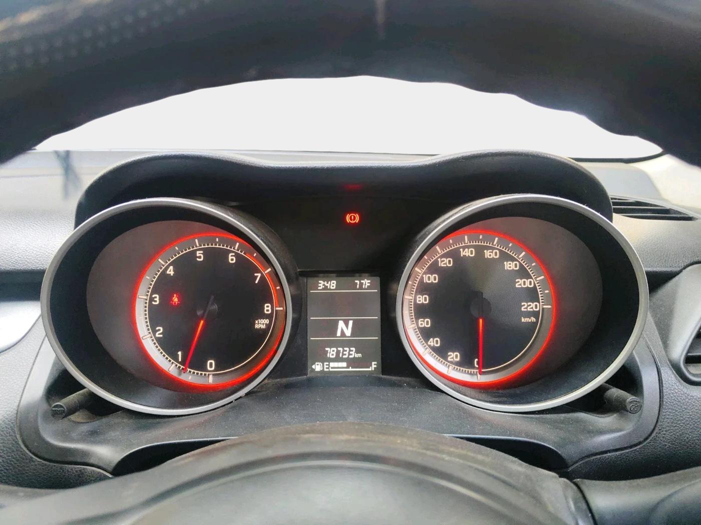 2018 Maruti Swift VXI AMT, Petrol, Automatic, 78,733 km, interior