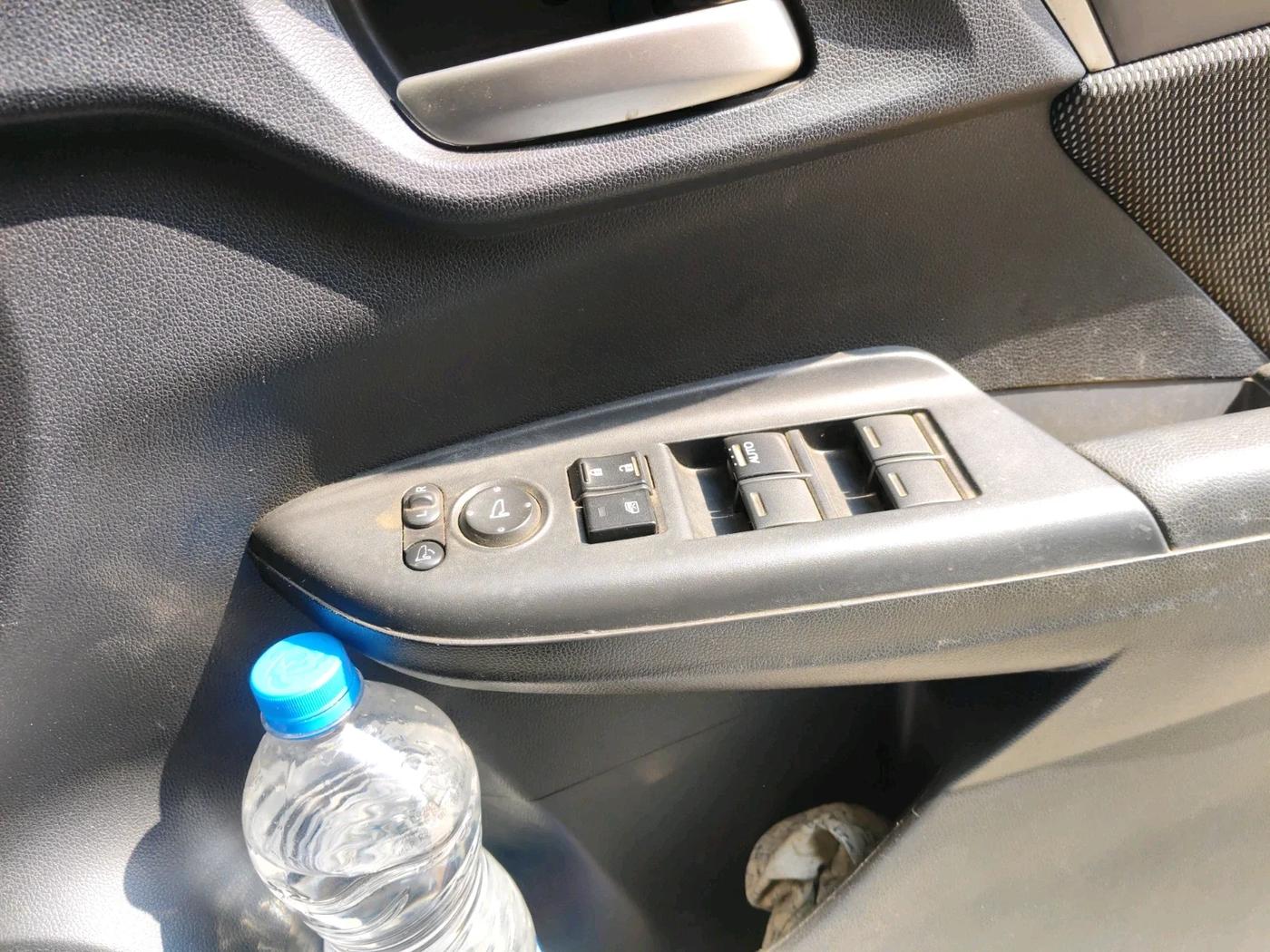 2018 Honda WR-V 1.2L I-VTEC VX MT, Petrol, Manual, 1,36,383 km, interior