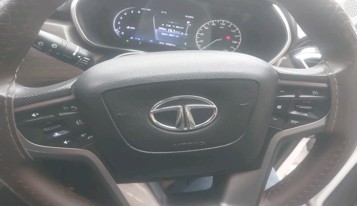 2019 Tata Harrier XZ 2.0L, Diesel, Manual, 9,15,510 km, interior