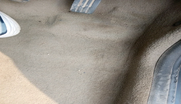 2013 Nissan Terrano XL D PLUS, Diesel, Manual, 86,599 km, interior