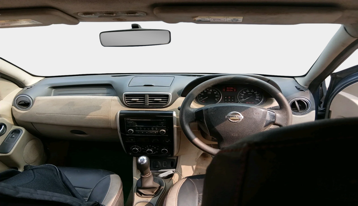 2013 Nissan Terrano XL D PLUS, Diesel, Manual, 86,599 km, interior