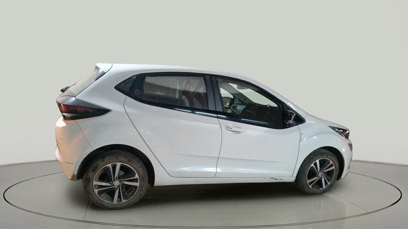 2023 Tata ALTROZ XZ PETROL, Petrol, Manual, 9,434 km, exterior