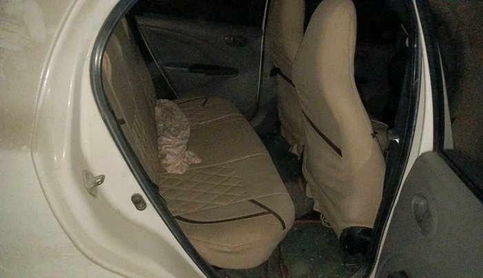 2011 Toyota Etios Liva G, Petrol, Manual, 40,570 km, interior