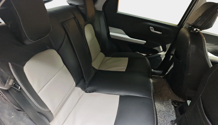 2021 Tata PUNCH CREATIVE AMT 1.2 RTN DUAL TONE, Petrol, Automatic, 31,975 km, interior