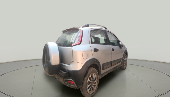 2015 Fiat Avventura EMOTION MULTIJET 1.3, Diesel, Manual, 1,24,307 km, exterior