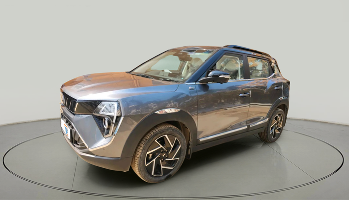 2024 Mahindra XUV 3XO AX7L 1.2 Petrol AT, Petrol, Automatic, 43,348 km, exterior