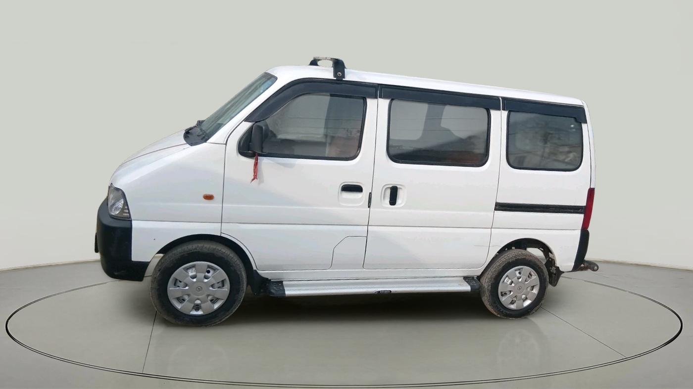 2023 Maruti Eeco 5 STR AC, Petrol, Manual, 13,996 km, exterior