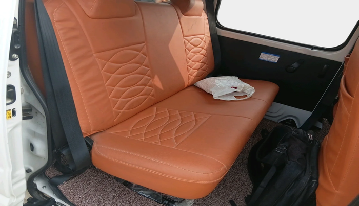 2023 Maruti Eeco 5 STR AC, Petrol, Manual, 13,996 km, interior