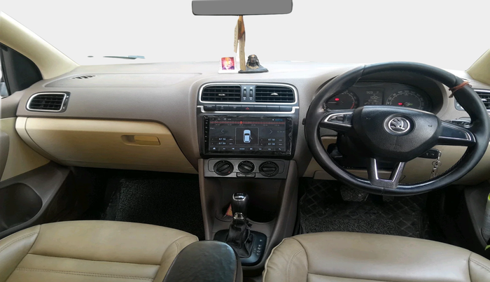 2015 Skoda Rapid 1.5 TDI CR AMBITION PLUS, Diesel, Manual, 1,85,000 km, interior