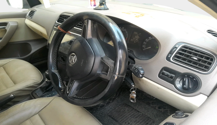 2015 Skoda Rapid 1.5 TDI CR AMBITION PLUS, Diesel, Manual, 1,85,000 km, interior