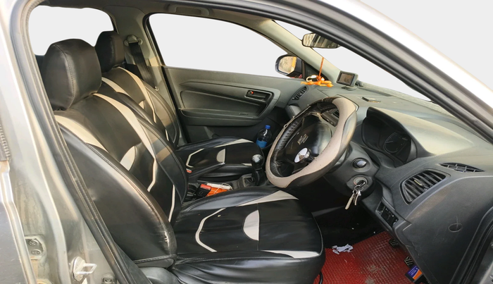 2016 Maruti Vitara Brezza VDI, Diesel, Manual, 1,40,000 km, interior