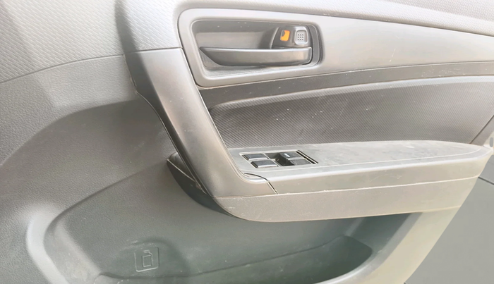 2016 Maruti Vitara Brezza VDI, Diesel, Manual, 1,40,000 km, interior