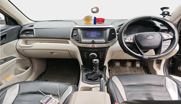 2019 Mahindra XUV300 W6 1.5 DIESEL, Diesel, Manual, 83,689 km, interior