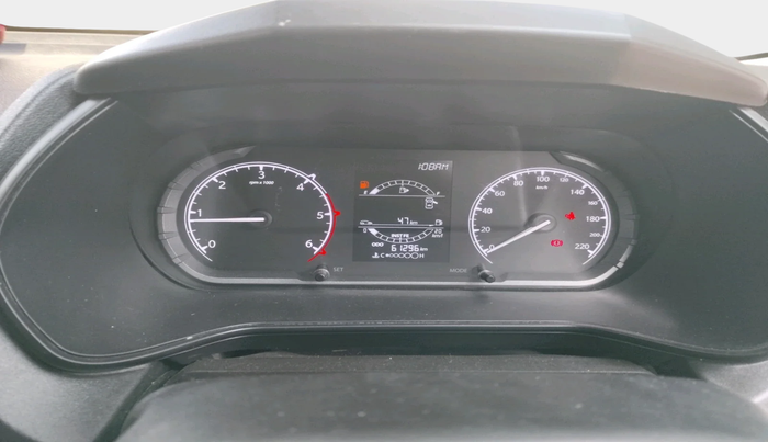 2022 Tata Safari XE, Diesel, Manual, 61,296 km, interior