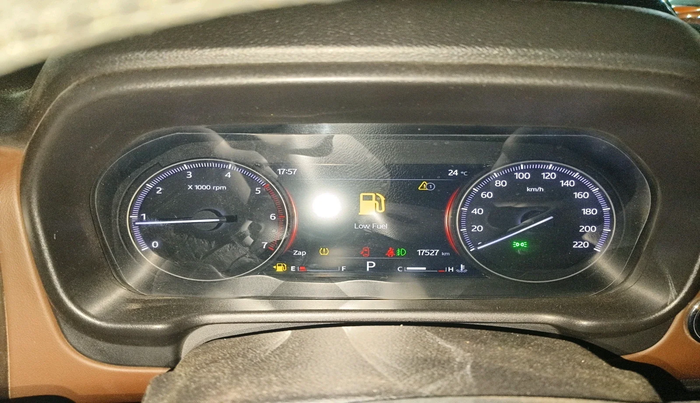 2024 Mahindra SCORPIO-N Z8 L DIESEL AT 2WD 7 STR, Diesel, Automatic, 17,527 km, interior