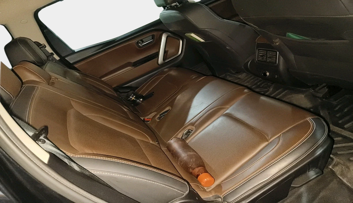 2024 Mahindra SCORPIO-N Z8 L DIESEL AT 2WD 7 STR, Diesel, Automatic, 17,527 km, interior