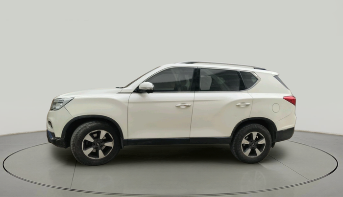 2019 Mahindra ALTURAS G4 4WD AT, Diesel, Automatic, 1,37,748 km, exterior