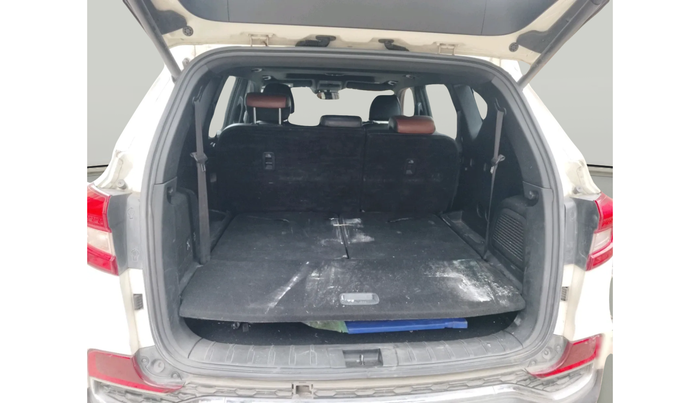 2019 Mahindra ALTURAS G4 4WD AT, Diesel, Automatic, 1,37,748 km, exterior