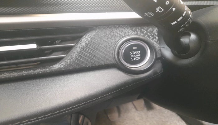 2024 Tata NEXON Fearless Plus (PS) 1.2 iCNG 6MT Dual Tone, CNG, Manual, 24,179 km, interior