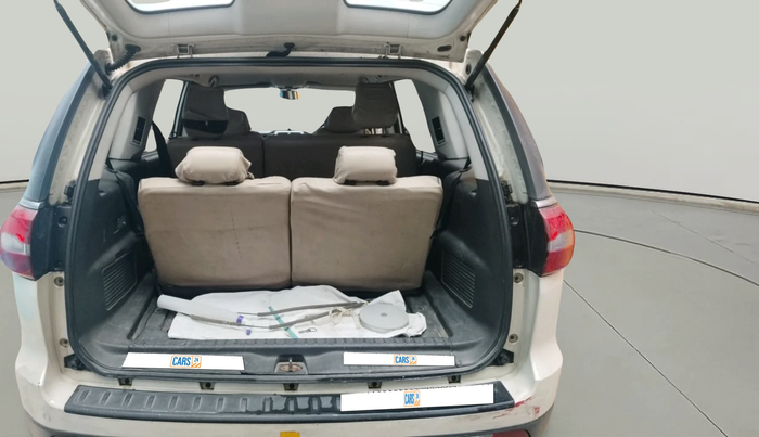 2018 Tata Hexa XM 4X2 7 STR, Diesel, Manual, 85,872 km, exterior