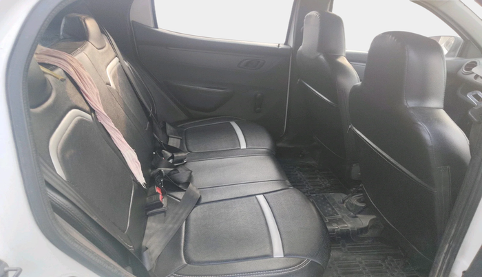 2016 Renault Kwid RXT 0.8, Petrol, Manual, 50,833 km, interior