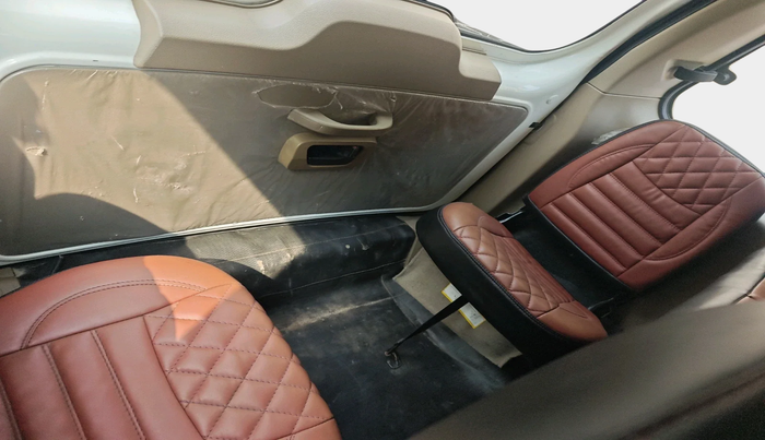 2022 Mahindra BOLERO NEO N10 R, Diesel, Manual, 1,40,279 km, interior