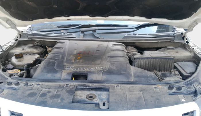 2014 Mahindra XUV500 W8, Diesel, Manual, 1,24,383 km, interior