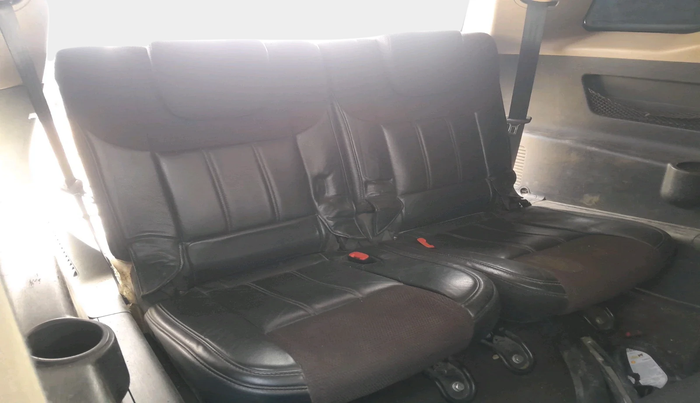 2014 Mahindra XUV500 W8, Diesel, Manual, 1,24,383 km, interior