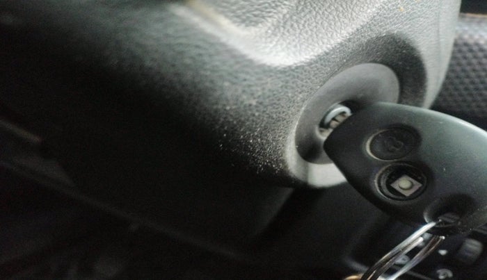 2019 Nissan Kicks XV 1.5, Petrol, Manual, 44,257 km, interior