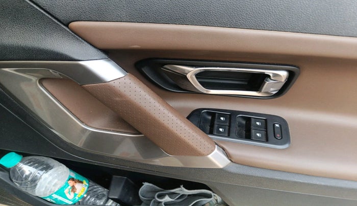 2020 Tata Harrier XZ PLUS 2.0L, Diesel, Manual, 88,635 km, interior