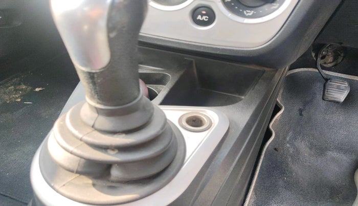 2011 Ford Figo TITANIUM 1.2 PETROL, Petrol, Manual, 70,842 km, interior