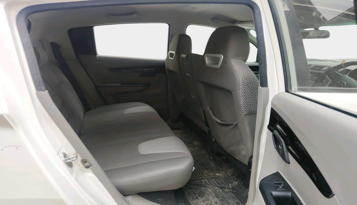 2016 Mahindra Kuv100 K6 PLUS D 6 STR, Diesel, Manual, 17,581 km, interior