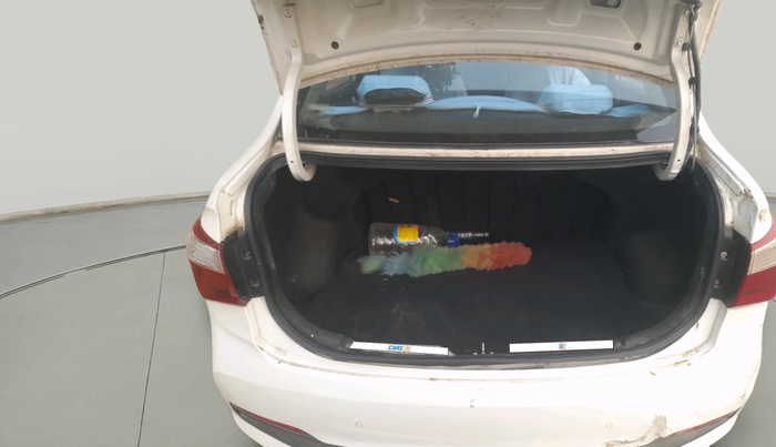 2017 Hyundai Xcent SX 1.2, Petrol, Manual, 48,995 km, exterior