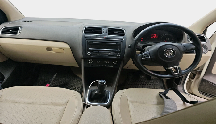 2012 Volkswagen Vento HIGHLINE DIESEL 1.6, Diesel, Manual, 1,24,947 km, interior