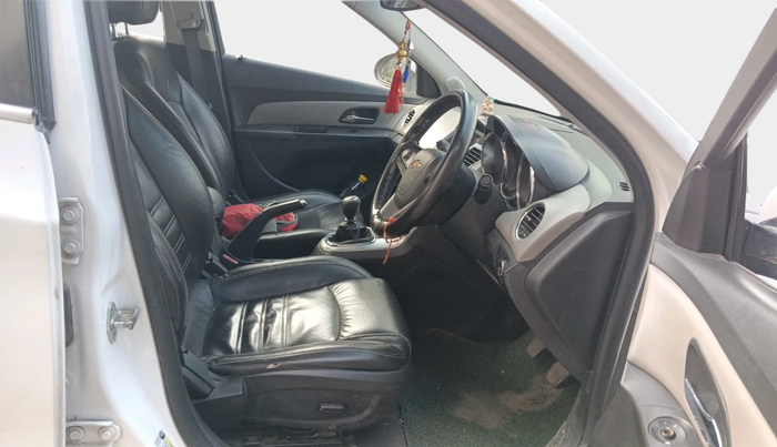 2012 Chevrolet Cruze LTZ, Diesel, Manual, 56,832 km, interior