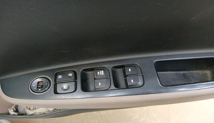 2014 Hyundai Grand i10 MAGNA 1.2 KAPPA VTVT, Petrol, Manual, 1,22,963 km, interior