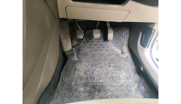 2016 Skoda Rapid AMBITION 1.5 TDI, Diesel, Manual, 1,21,214 km, interior