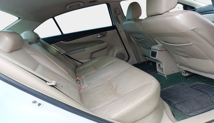 2016 Maruti Ciaz ZDI+ SHVS, Diesel, Manual, 90,579 km, interior